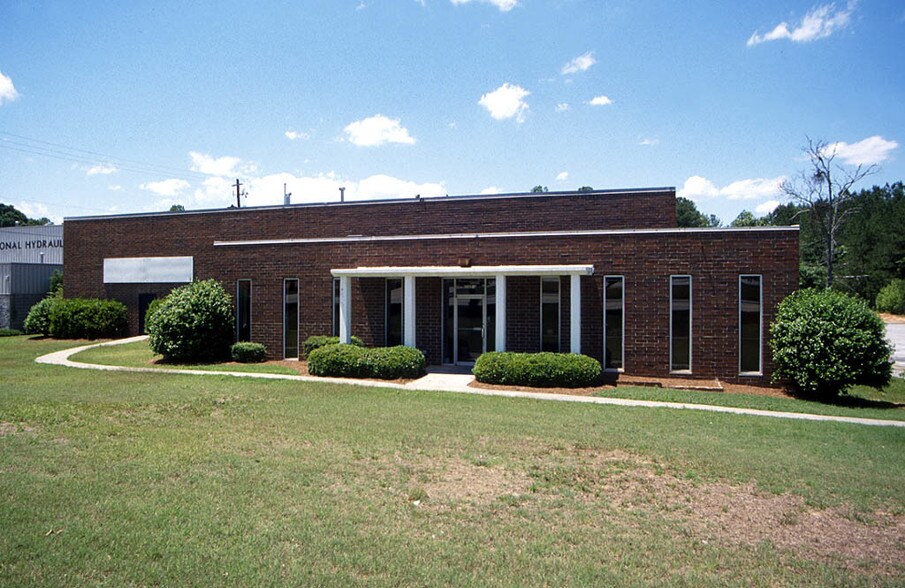 More Photos Of 2265 Lithonia Industrial Blvd, Lithonia Distribution For Lease