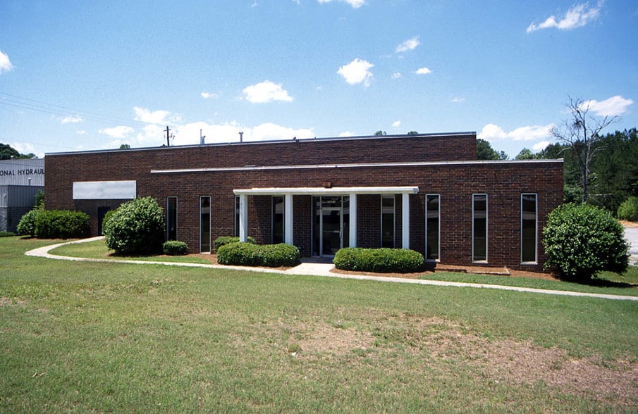 More Photos Of 2265 Lithonia Industrial Blvd, Lithonia Distribution For Lease