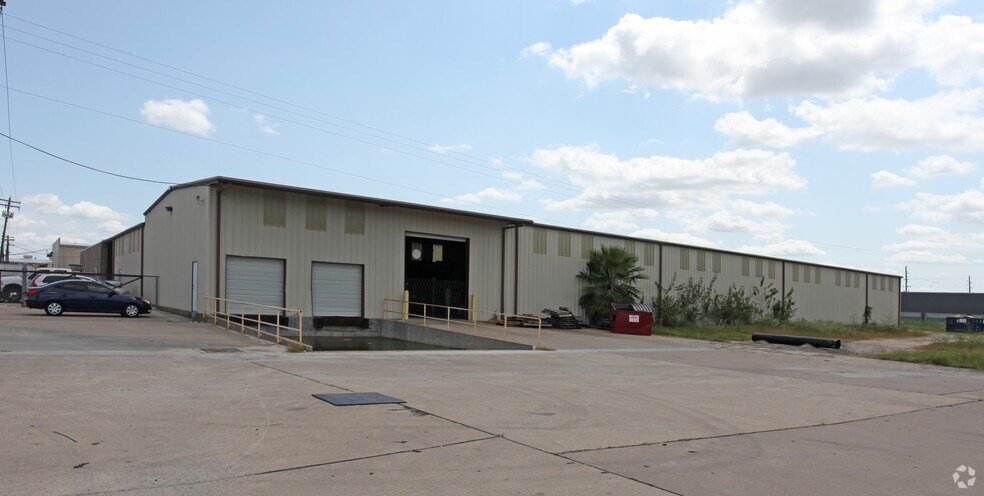 More Photos Of 13601 FM-529, Houston Warehouse For Lease