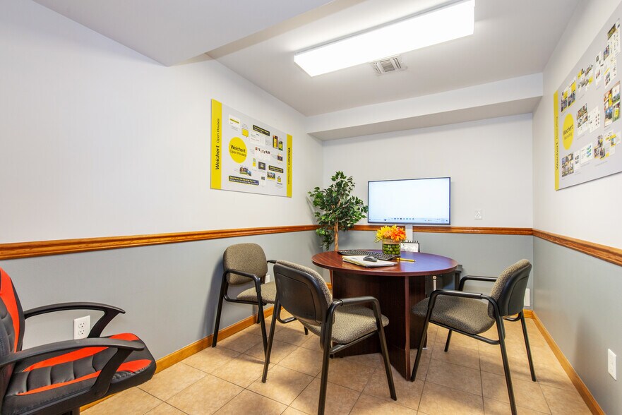 More Photos Of 237 Adams St, Newark Office For Sale