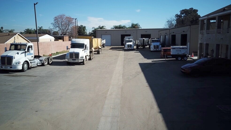 More Photos Of 11185 Roswell Ave, Pomona Warehouse For Lease