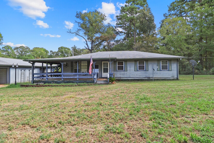 More Photos Of , Grapeland Unknown For Sale