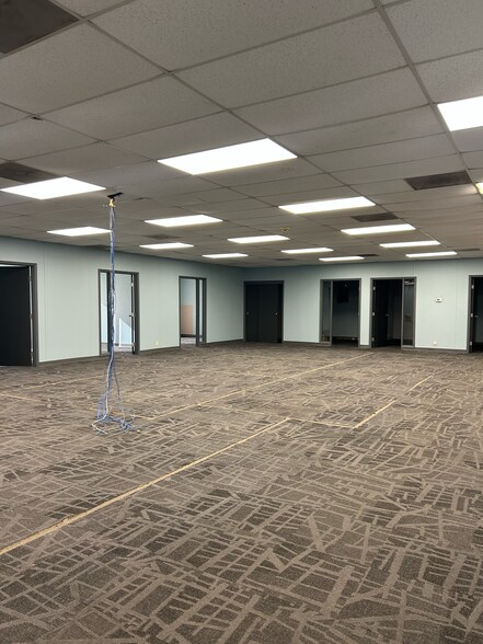 More Photos Of 6800-6840 Squibb Rd, Mission Warehouse For Lease