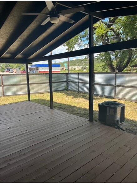 More Photos Of 111 Holiday Loop, Canyon Lake Office For Lease