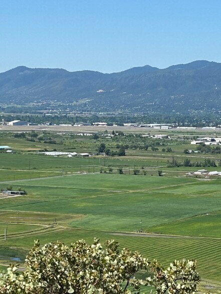 More Photos Of 5908 Foothill Rd, Central Point Land For Sale