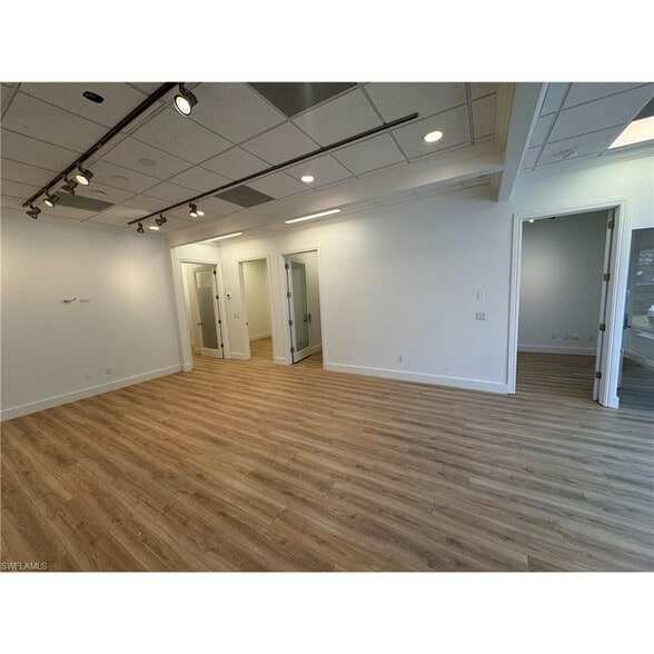 More Photos Of 5401 Taylor Rd, Naples Office For Lease
