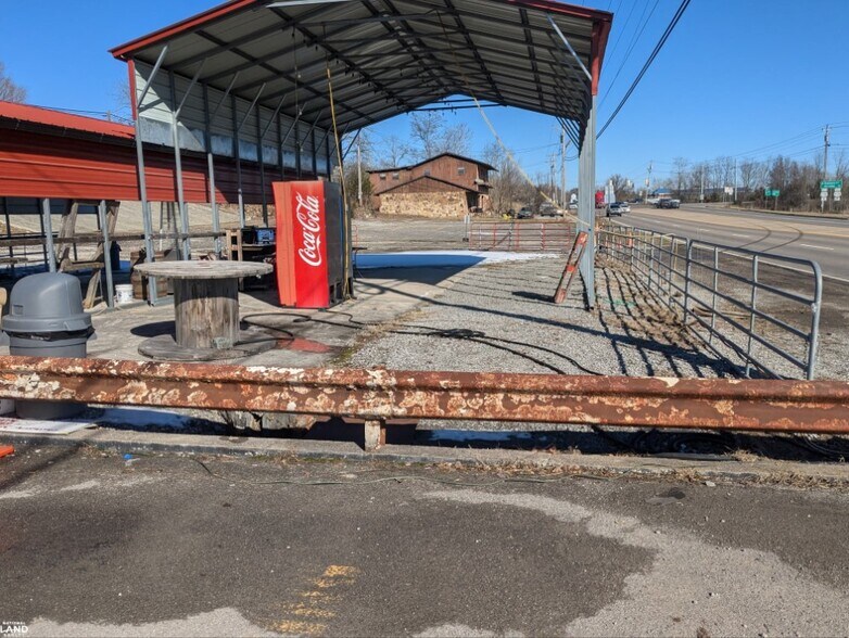 More Photos Of 1805 N Broad St, Tazewell Land For Sale