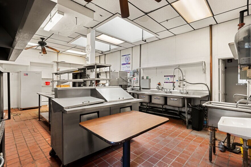 More Photos Of 2212 Main St, Tewksbury General Retail For Sale