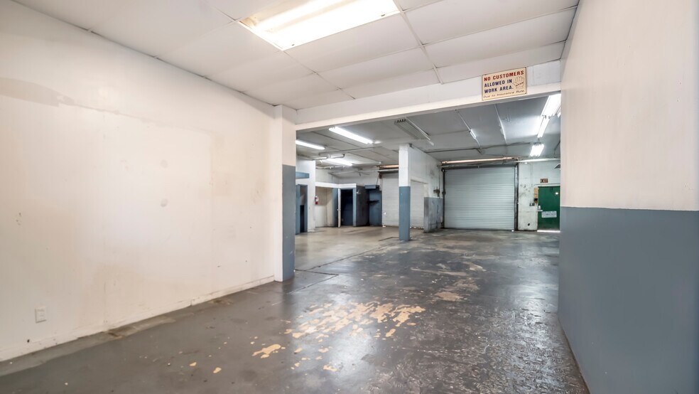 More Photos Of 11030 Wiles Rd, Coral Springs Religious Facility For Sale