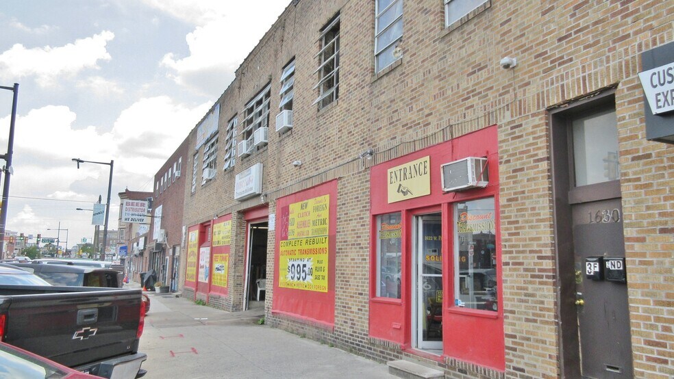More Photos Of 1622-1628 W Passyunk Ave, Philadelphia Auto Repair For Sale