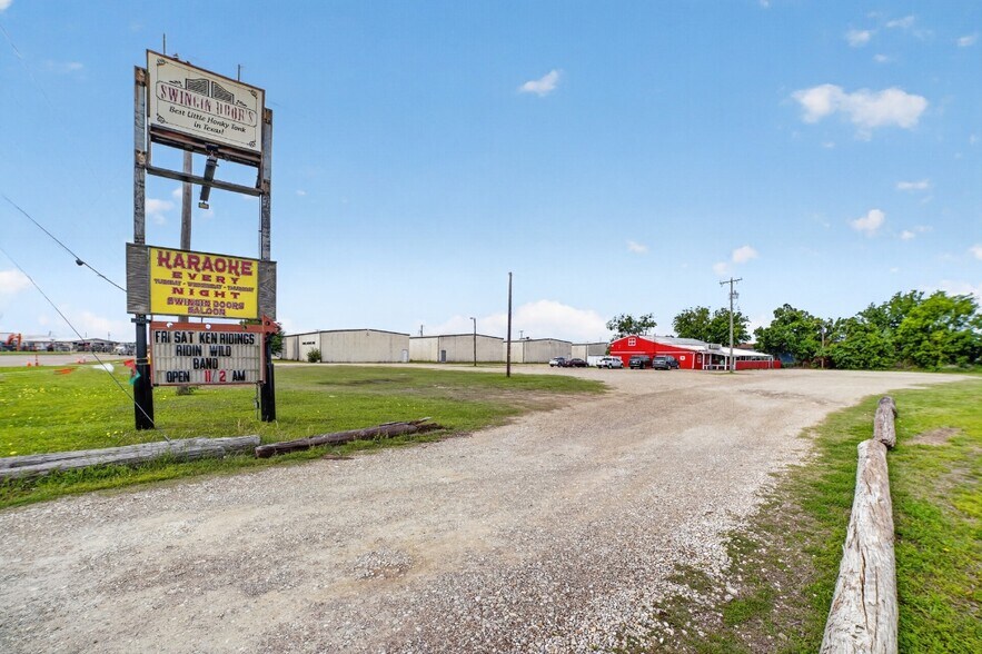 More Photos Of 304 FM 148, Terrell Sports And Entertainment For Sale