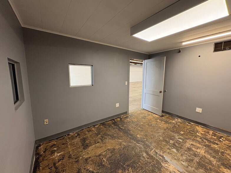 More Photos Of 815 Asbury Ave, Asbury Park Freestanding For Lease