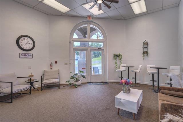 More Photos Of 301 W Main St, Radford Apartments For Sale