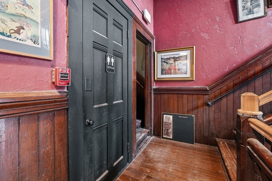 More Photos Of 572 Main St, Fiskdale Storefront Retail Office For Sale