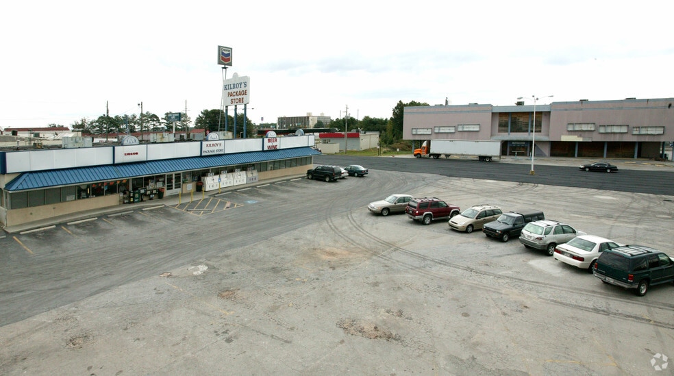 More Photos Of 4827-4903 Old National Hwy, College Park General Retail For Lease