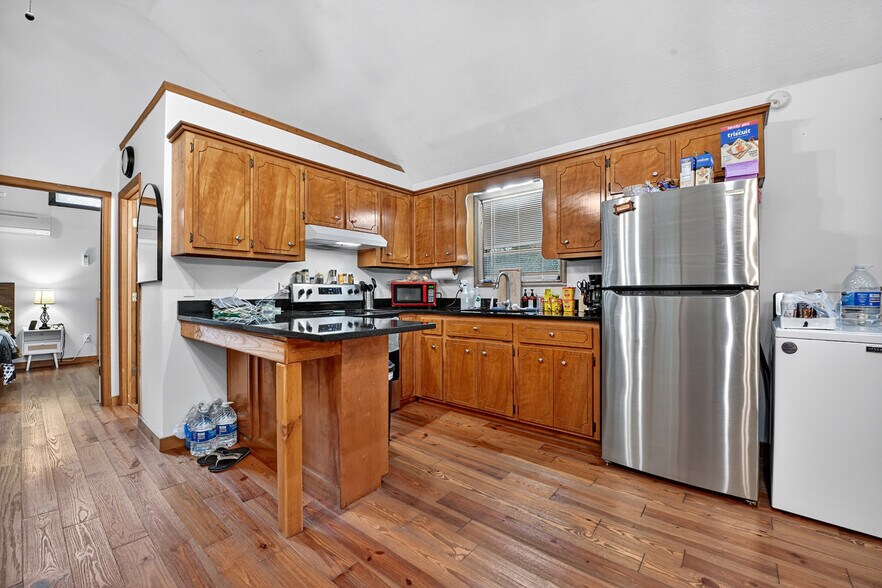 More Photos Of 77 Alpine Way, Blairsville Hotel For Sale
