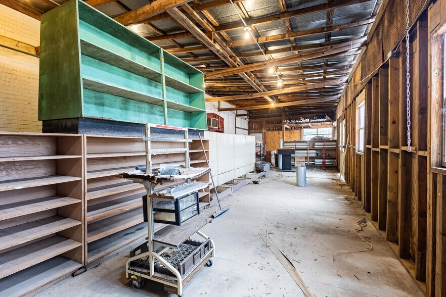 More Photos Of 1171 Main St S, Tifton Warehouse For Sale