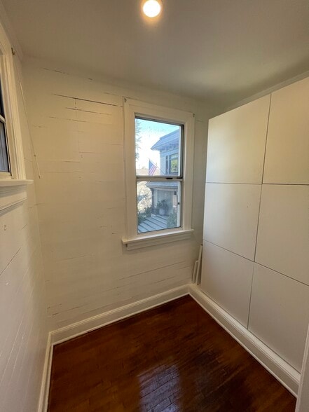 More Photos Of 418-420 N Larchmont Blvd, Los Angeles Office For Lease