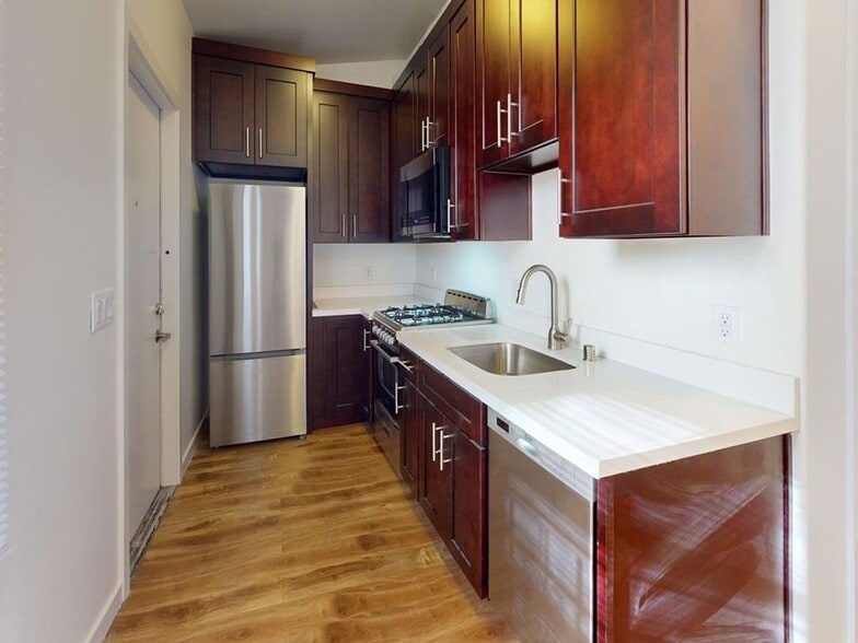 More Photos Of 1227 W 30th St, Los Angeles Apartments For Sale