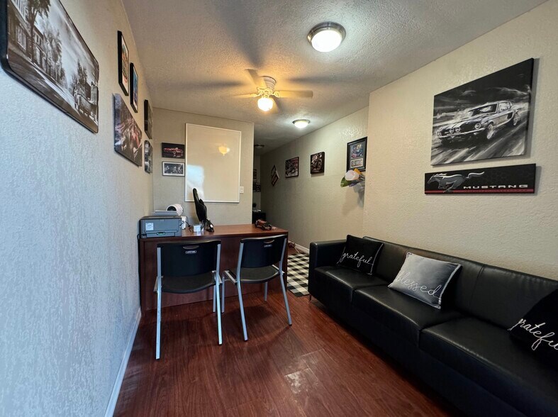 More Photos Of 531 N US Highway 17 92, Longwood Storefront Retail Office For Sale