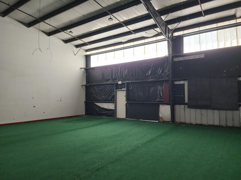 More Photos Of 3705 Century Blvd, Lakeland Unknown For Lease