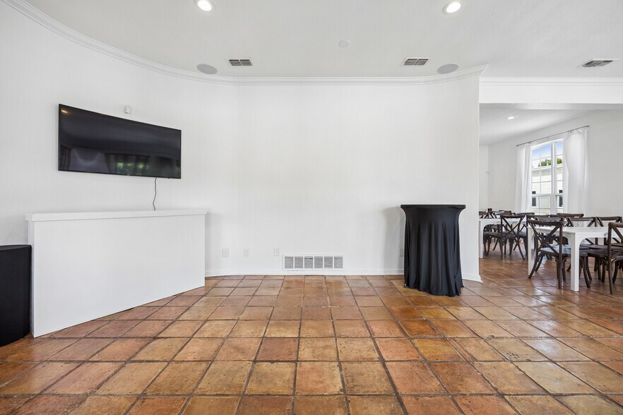 More Photos Of 5013 Colleyville Blvd, Colleyville Storefront Retail Office For Sale