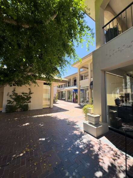 More Photos Of 73111 El Paseo Dr, Palm Desert Storefront Retail Office For Lease