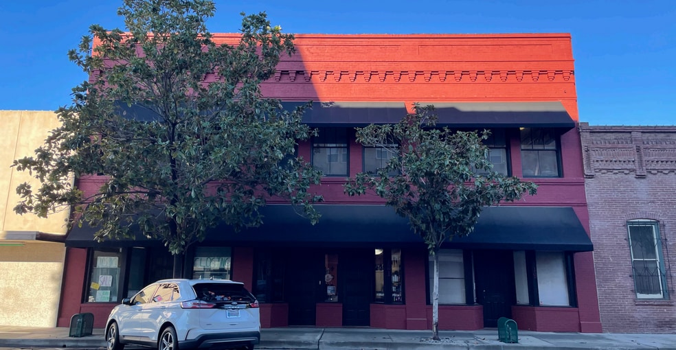 Primary Photo Of 115-125 S Church St, Visalia Office For Lease