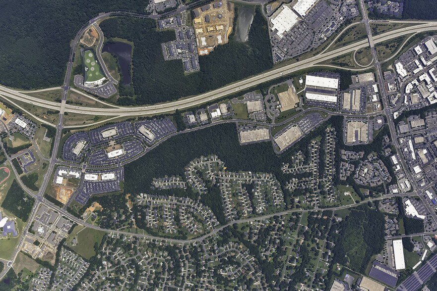 More Photos Of 2401 Whitehall Park Dr, Charlotte Research And Development For Lease