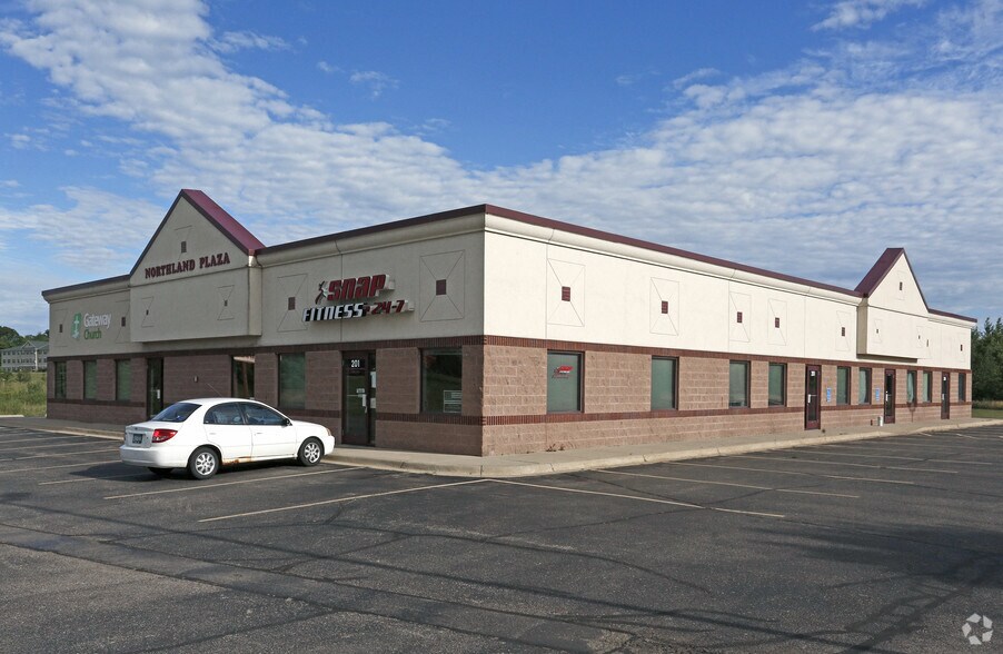 Primary Photo Of 708 E Elm St E, Saint Joseph Freestanding For Sale