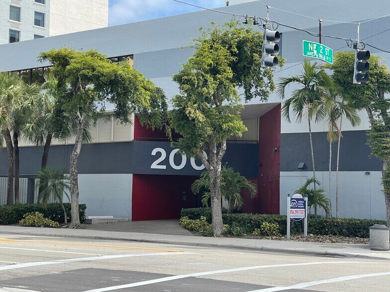 More Photos Of 200 N Andrews Ave, Fort Lauderdale Office For Lease