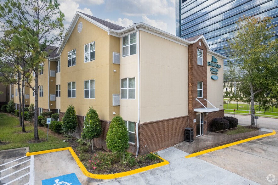 More Photos Of 2424 Rogerdale Rd, Houston Hotel For Sale