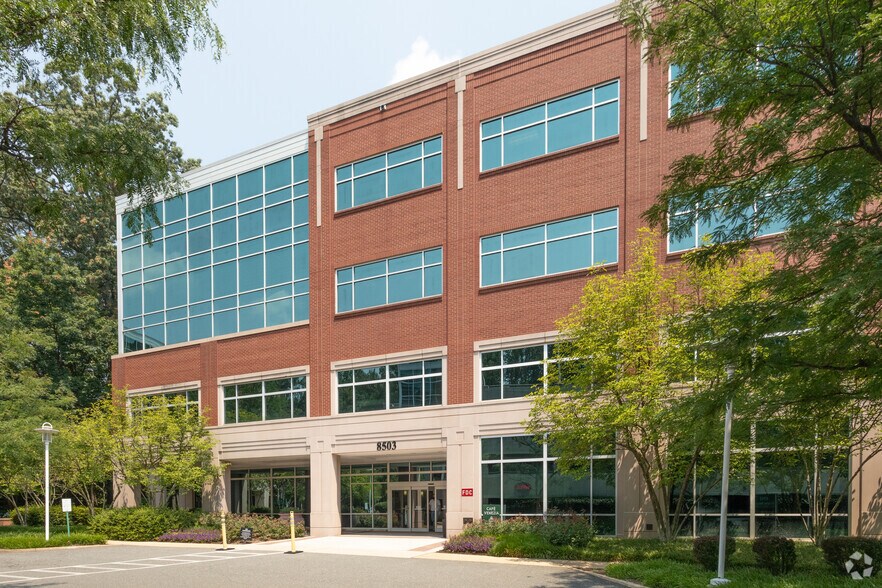 More Photos Of 8501 Arlington Blvd, Merrifield Unknown For Lease