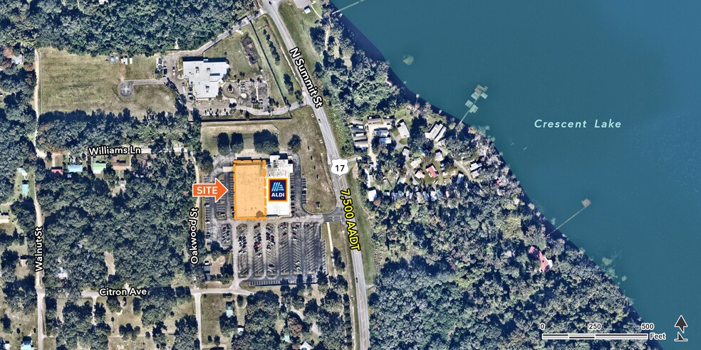 More Photos Of 1115 N Summit St, Crescent City Storefront For Lease