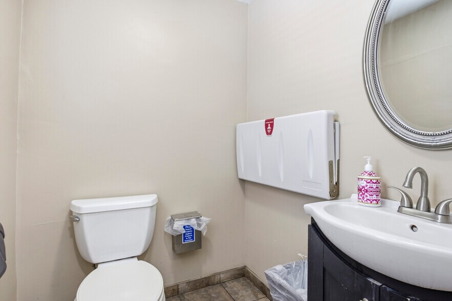 More Photos Of 1117 Smithbridge Rd, Glen Mills General Retail For Sale