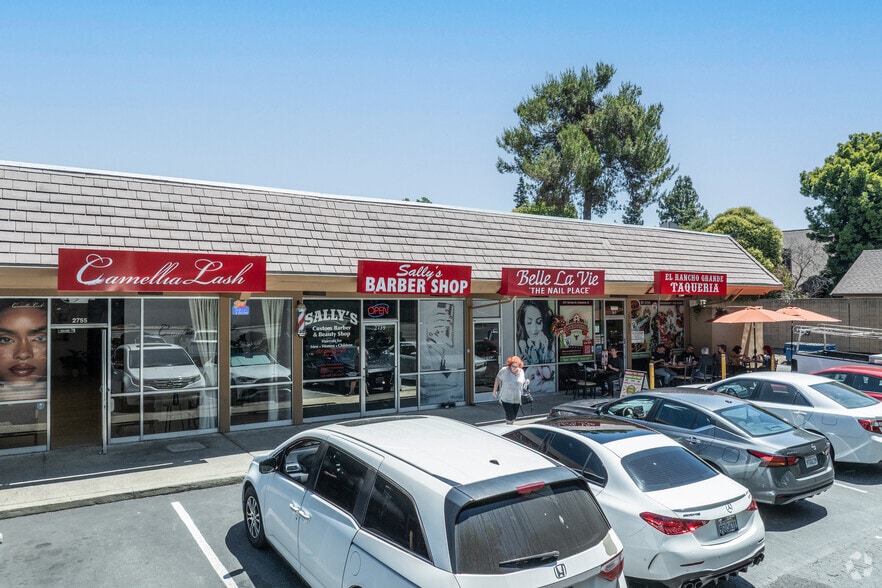 More Photos Of 2707 Hopyard Rd, Pleasanton General Retail For Sale