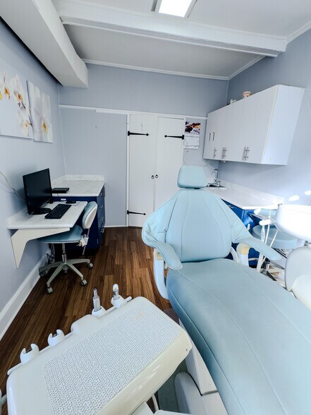 More Photos Of 304 Bloomfield Ave, Verona Medical For Lease