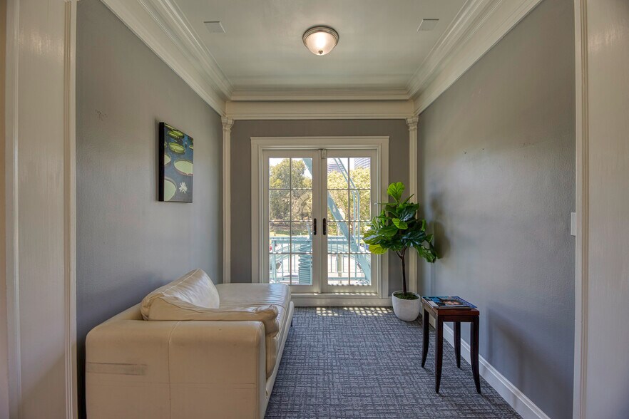 More Photos Of 230 Grand Ave, Oakland Office For Lease