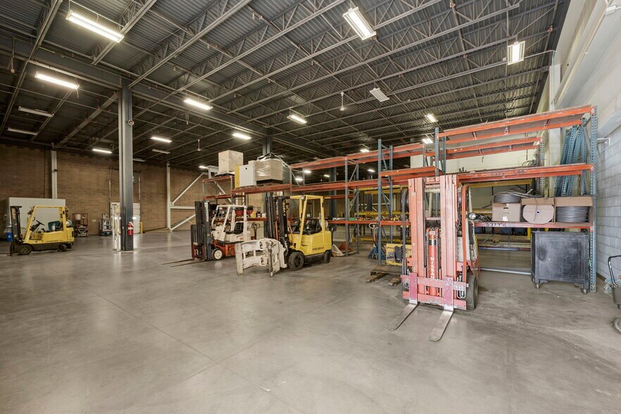 More Photos Of 801 N 2nd St, Berthoud Distribution For Lease