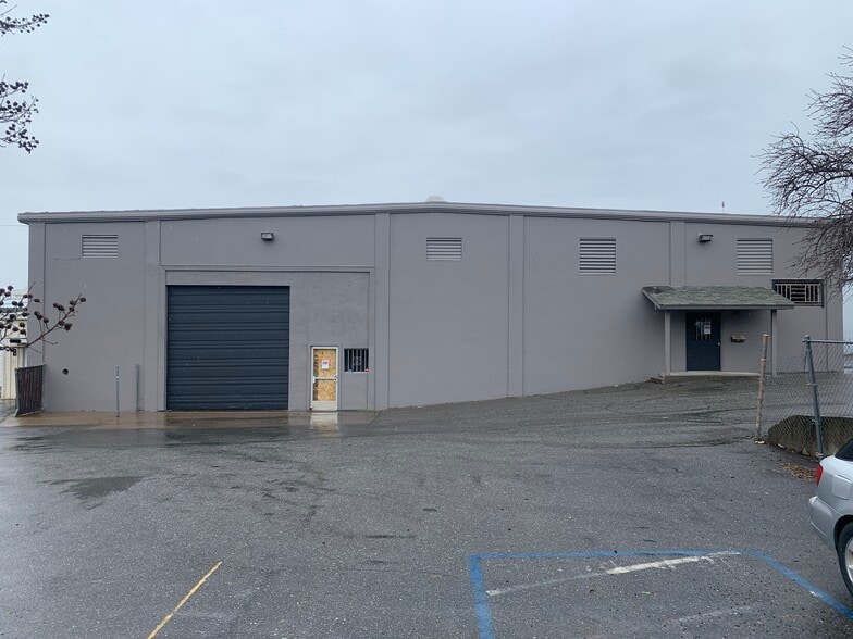 More Photos Of 1950 Kitrick Ave, Oroville Warehouse For Lease