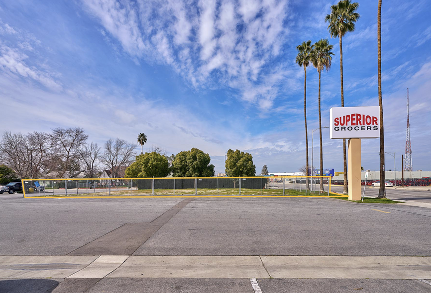 Primary Photo Of 1115 Union Ave, Bakersfield Land For Lease