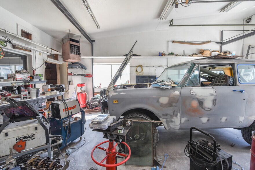 More Photos Of 24967 State Highway 108, Mi Wuk Village Service Station For Sale