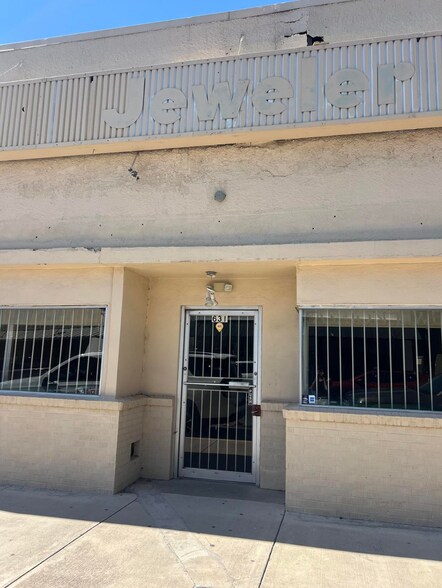 Primary Photo Of 631 S Main St, Del Rio Industrial For Sale