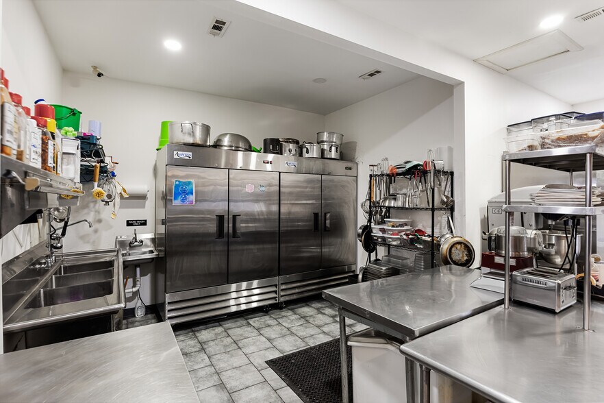 More Photos Of 538 Burlington Ave, Delanco Freestanding For Sale