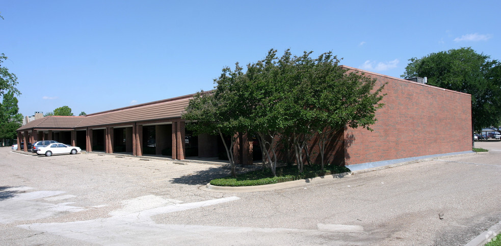 Primary Photo Of 222 Municipal Dr, Richardson Office For Lease