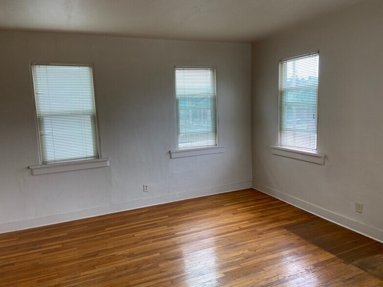 More Photos Of 419 Forest Ave, Pacific Grove Apartments For Sale