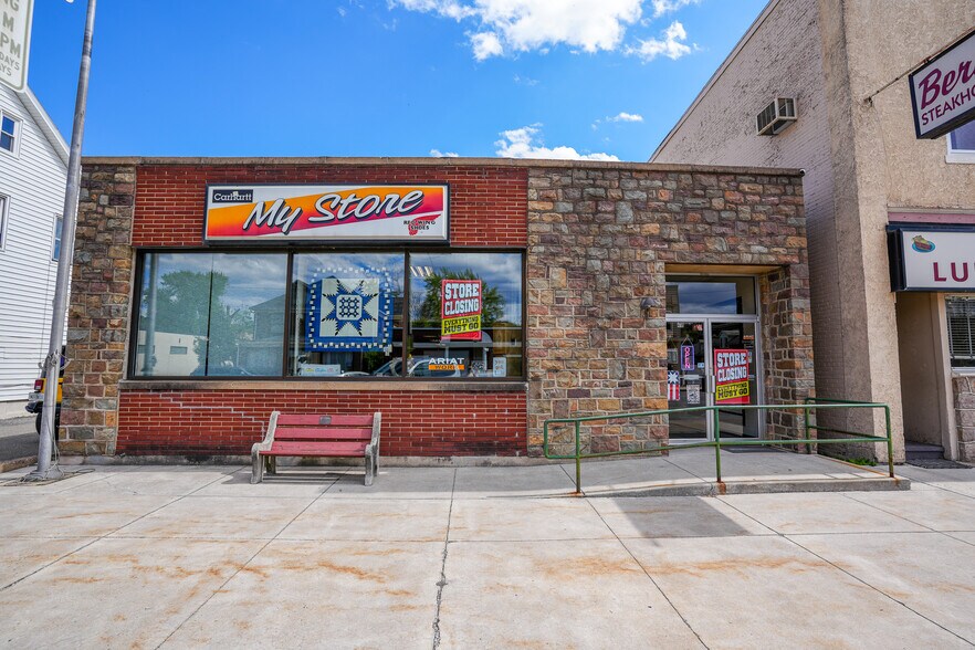 More Photos Of 418 Delaware Ave, Palmerton Storefront For Sale