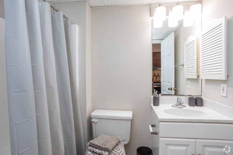 More Photos Of 4700 Westgrove St, Raleigh Apartments For Sale