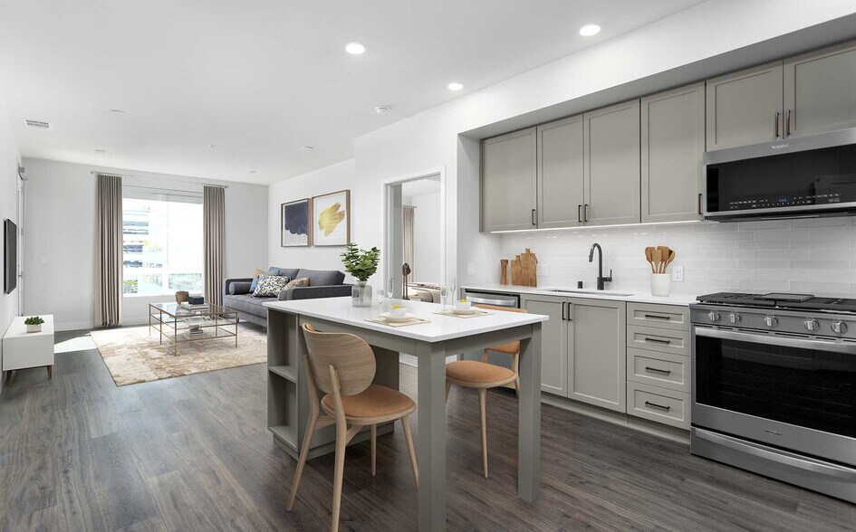 More Photos Of 185 S State College Blvd, Brea Apartments For Lease