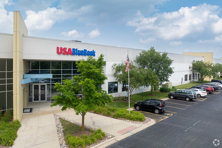 More Photos Of 3701-3781 Burwood Dr, Waukegan Manufacturing For Lease